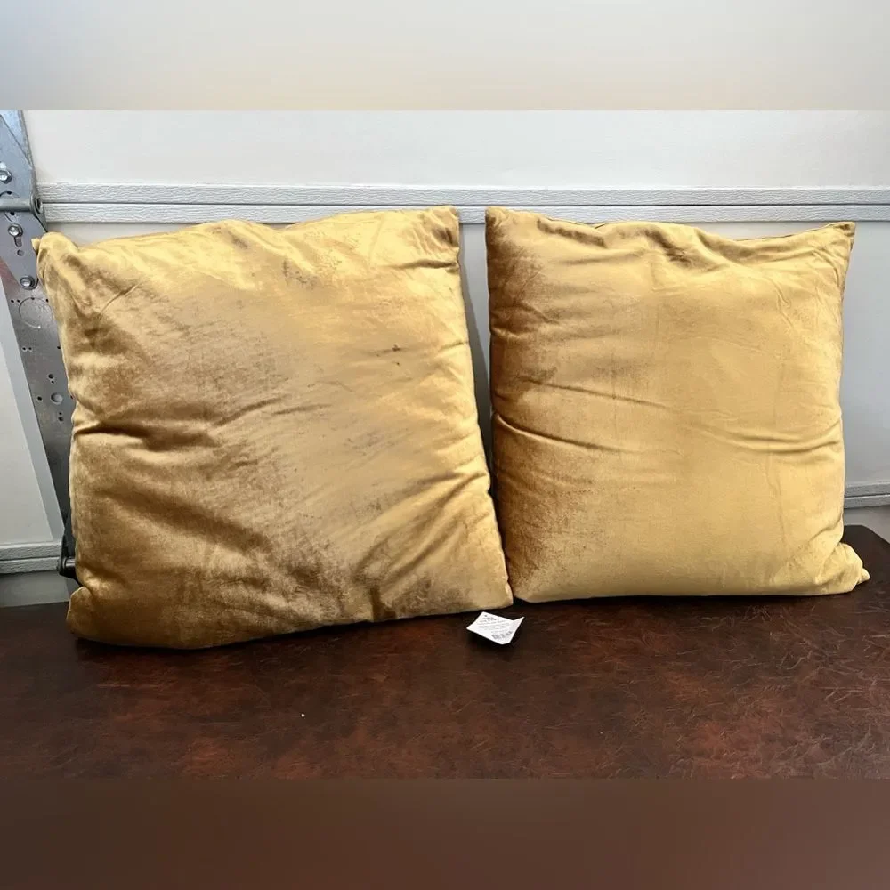 Pillow bundle - Picture 3 of 7